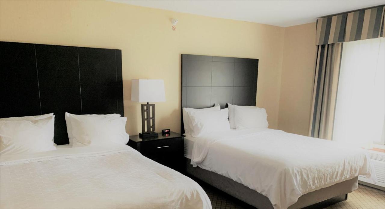 Holiday Inn Express Plymouth By Ihg Ngoại thất bức ảnh