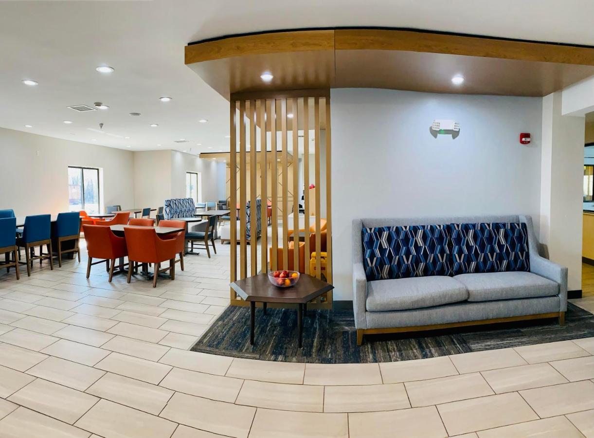Holiday Inn Express Plymouth By Ihg Ngoại thất bức ảnh