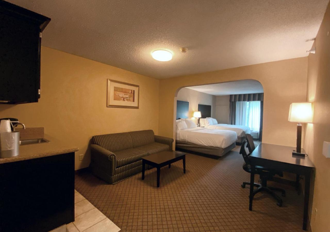 Holiday Inn Express Plymouth By Ihg Ngoại thất bức ảnh
