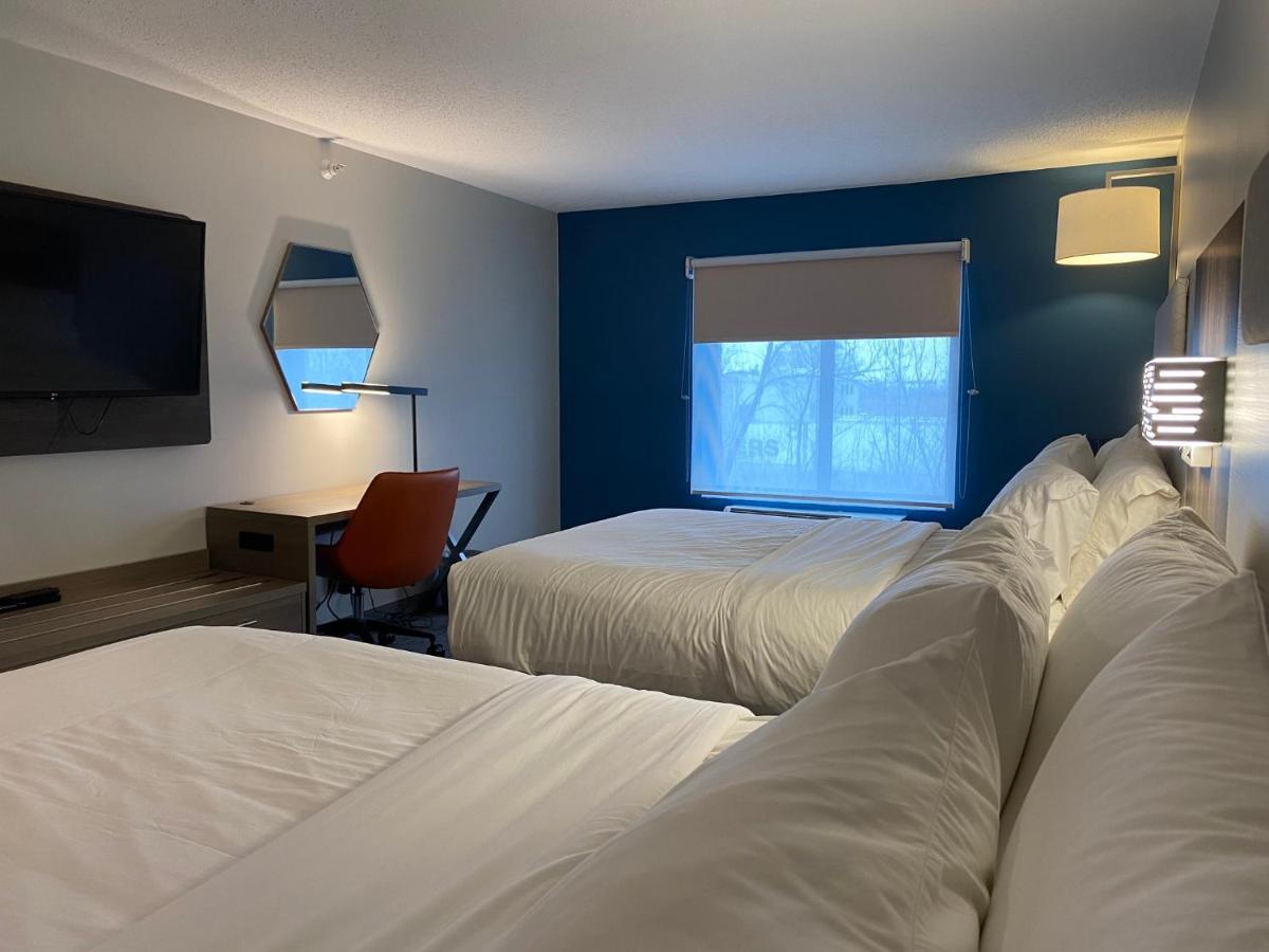 Holiday Inn Express Plymouth By Ihg Ngoại thất bức ảnh