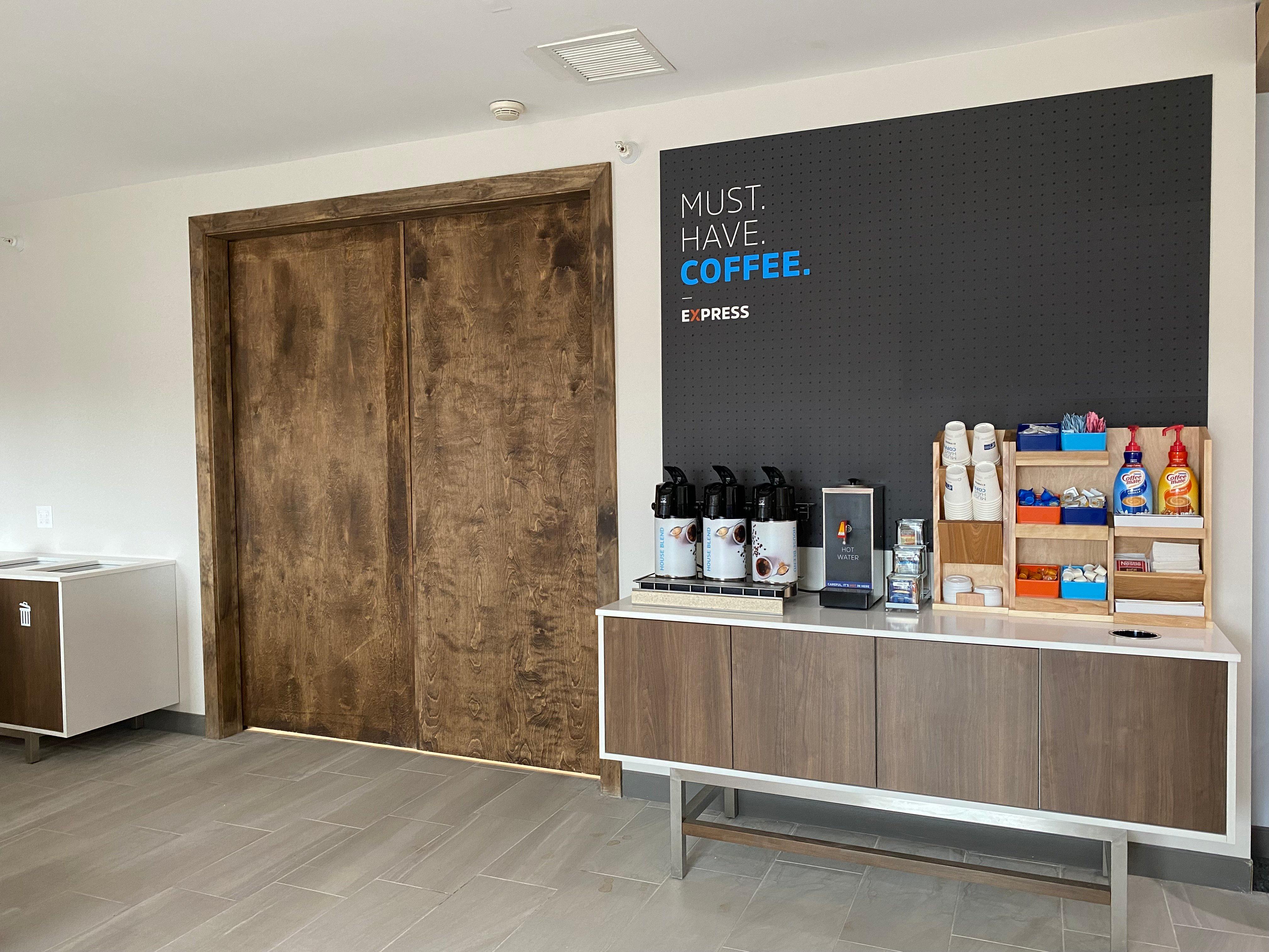 Holiday Inn Express Plymouth By Ihg Ngoại thất bức ảnh