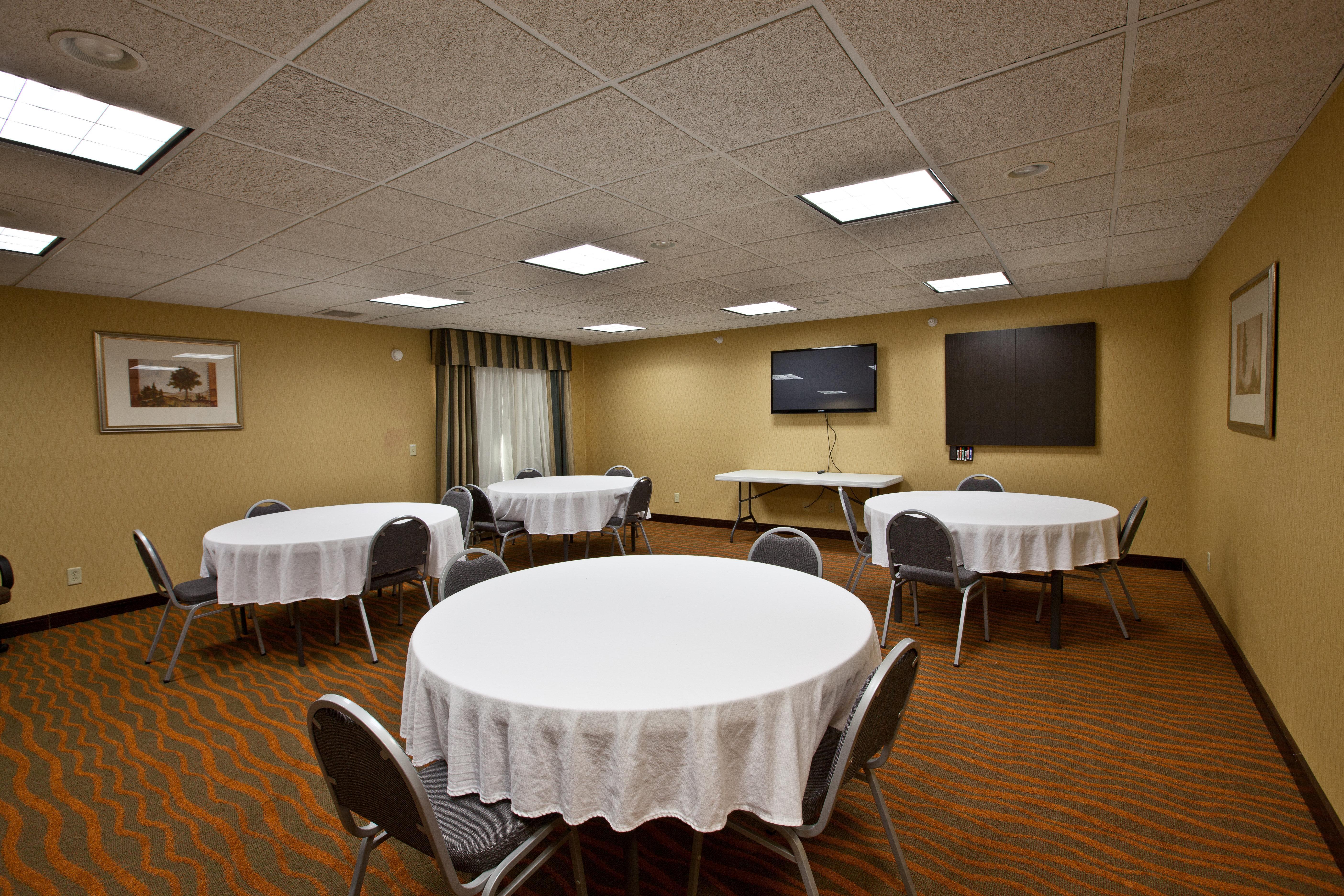 Holiday Inn Express Plymouth By Ihg Ngoại thất bức ảnh