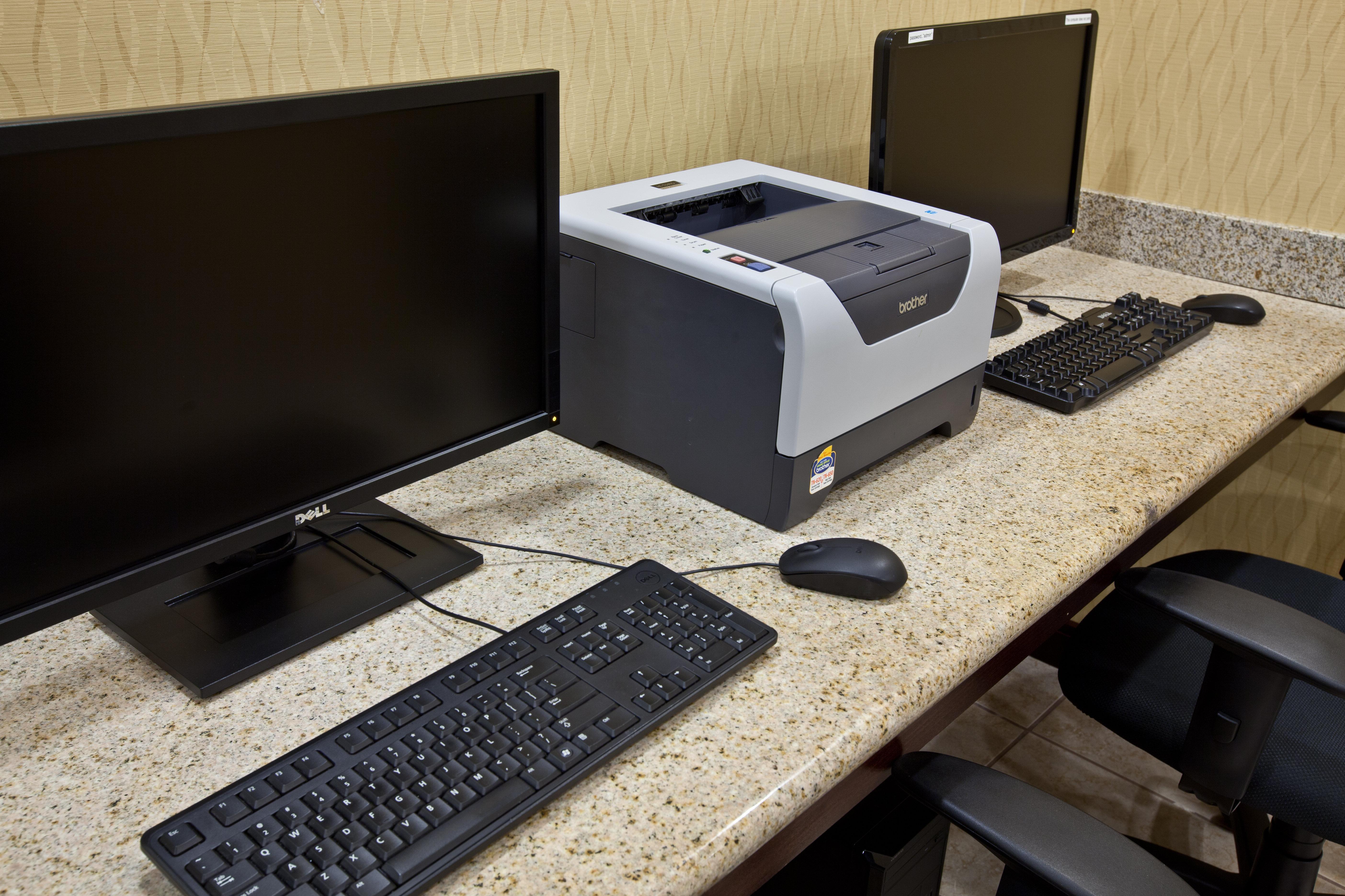 Holiday Inn Express Plymouth By Ihg Ngoại thất bức ảnh