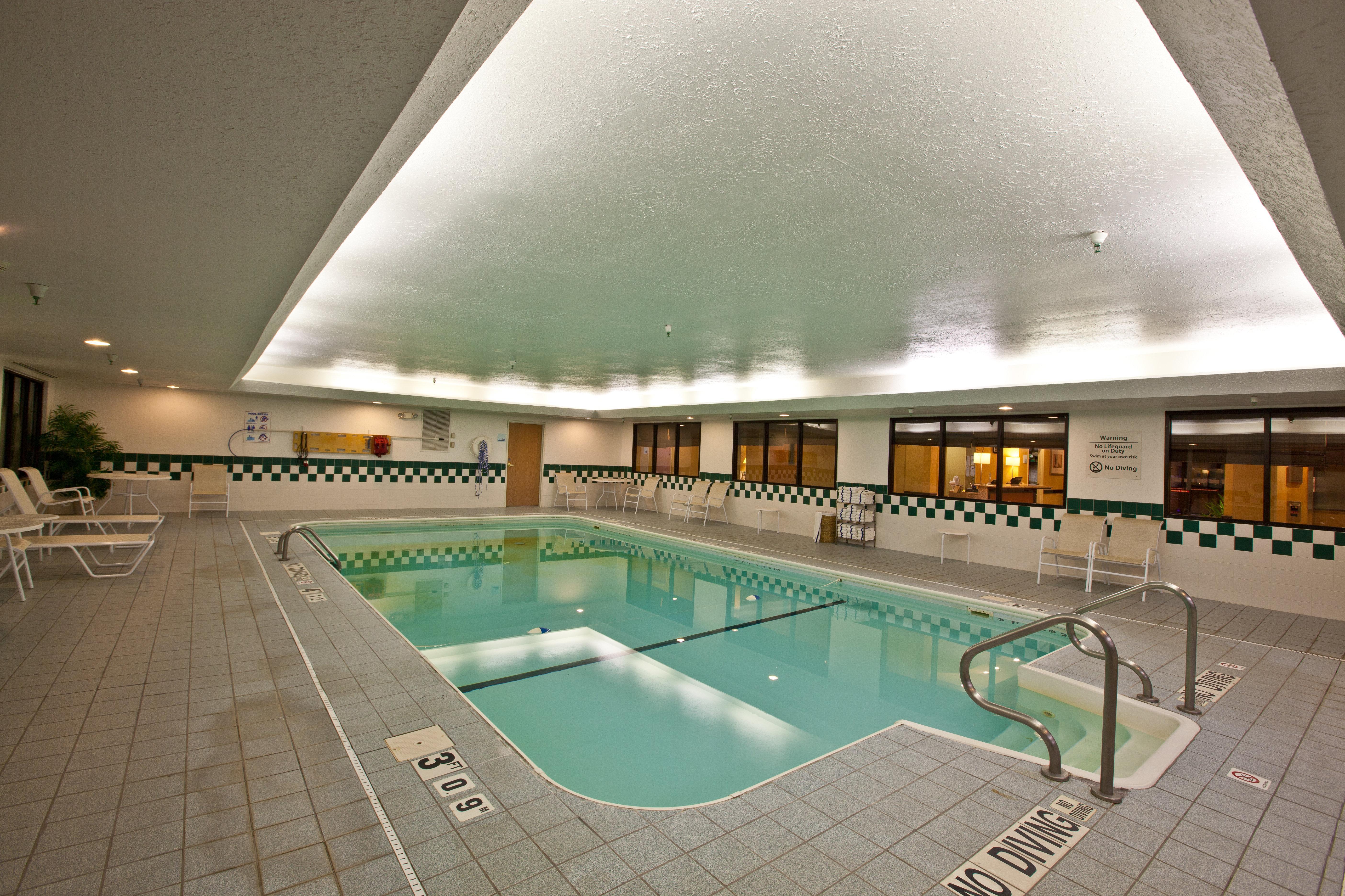 Holiday Inn Express Plymouth By Ihg Ngoại thất bức ảnh